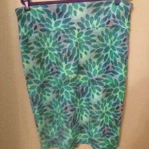 LuLaRoe Cassie - 2XL